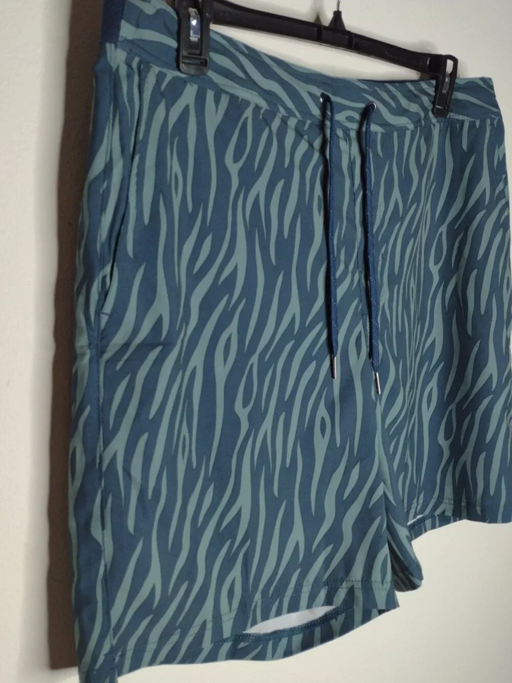 NWT Fair Harbor Men's Blue/Dark Denim Tiger Ozone Swim Trunks Size 2X